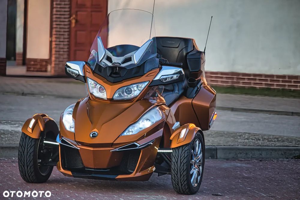 Can-Am Spyder - 7