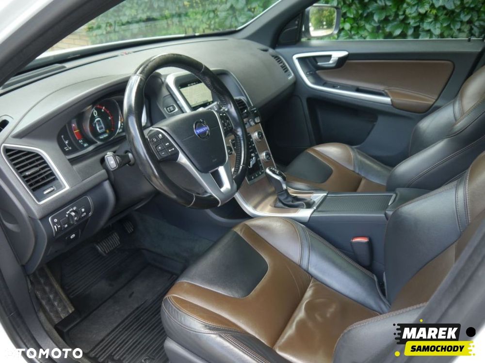 Volvo XC 60 - 21