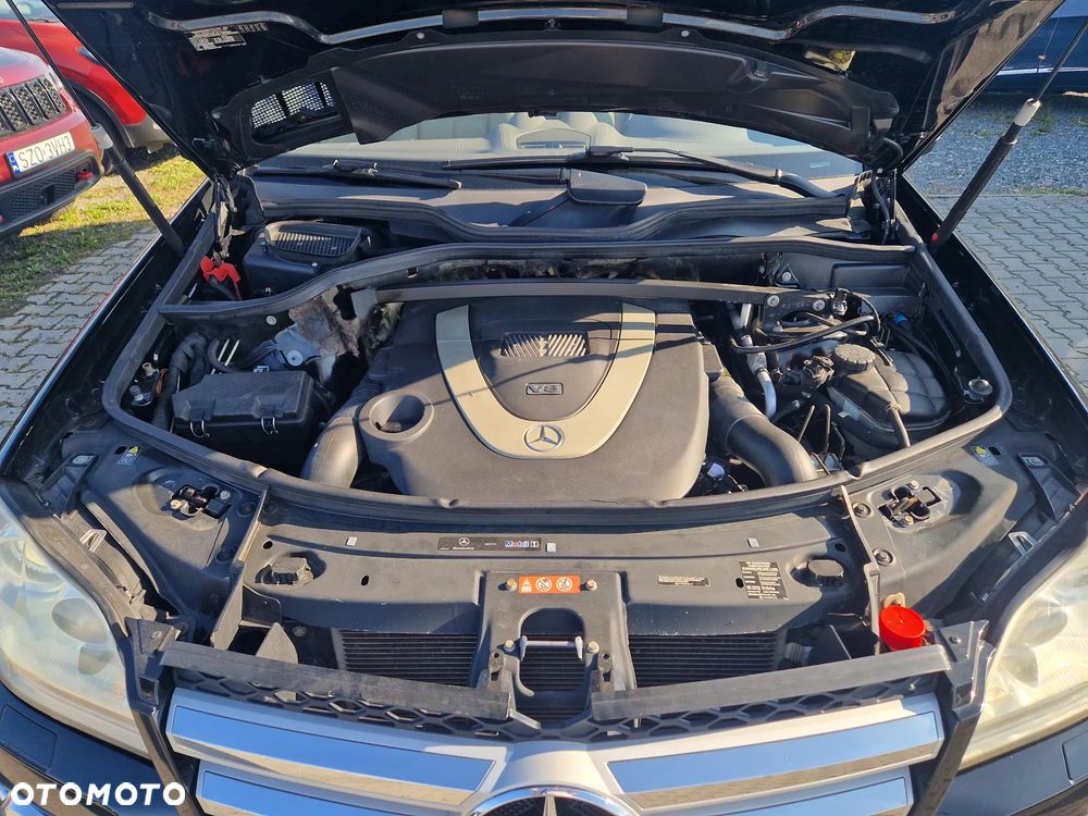 Mercedes-Benz GL 500 - 38