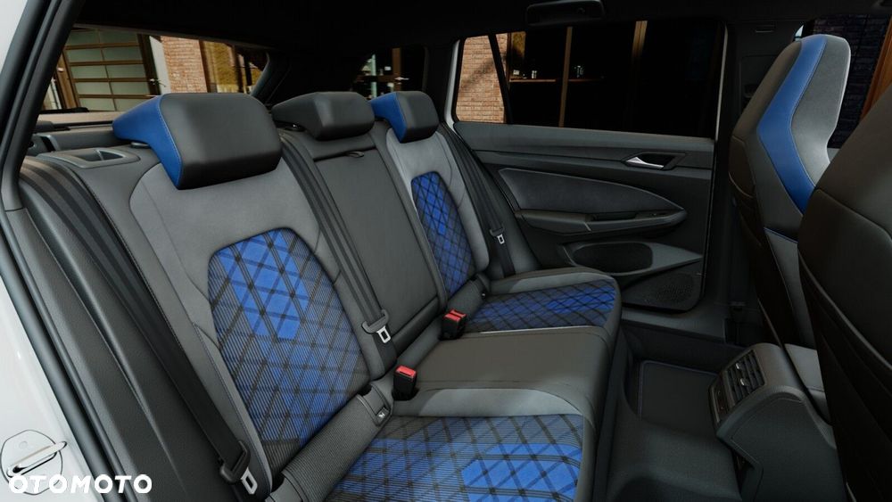 Volkswagen Golf - 12