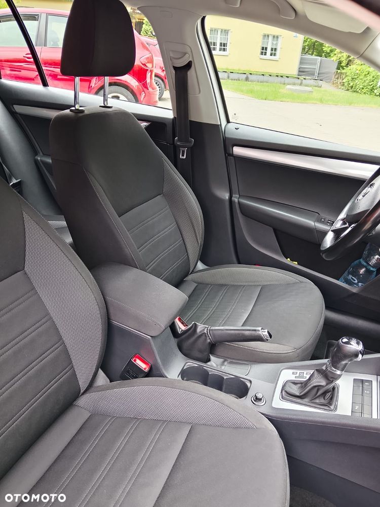 Skoda Octavia 1.4 TSI Ambition DSG - 8