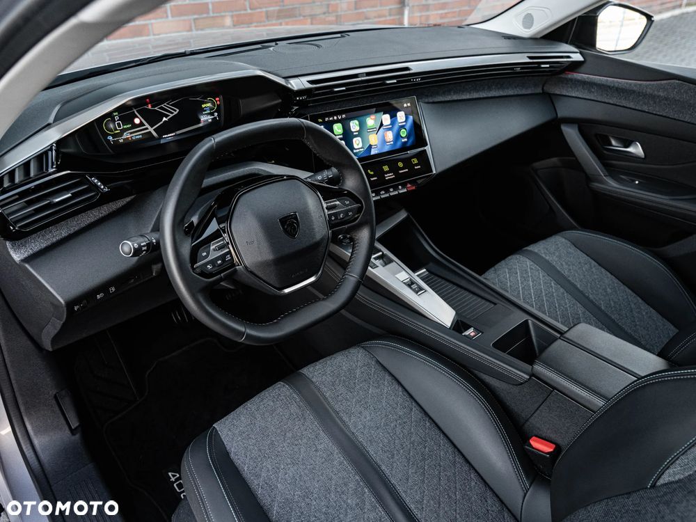Peugeot 408 180 e-EAT8 Allure - 21