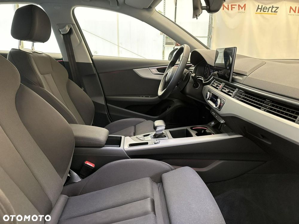 Audi A4 Allroad - 23