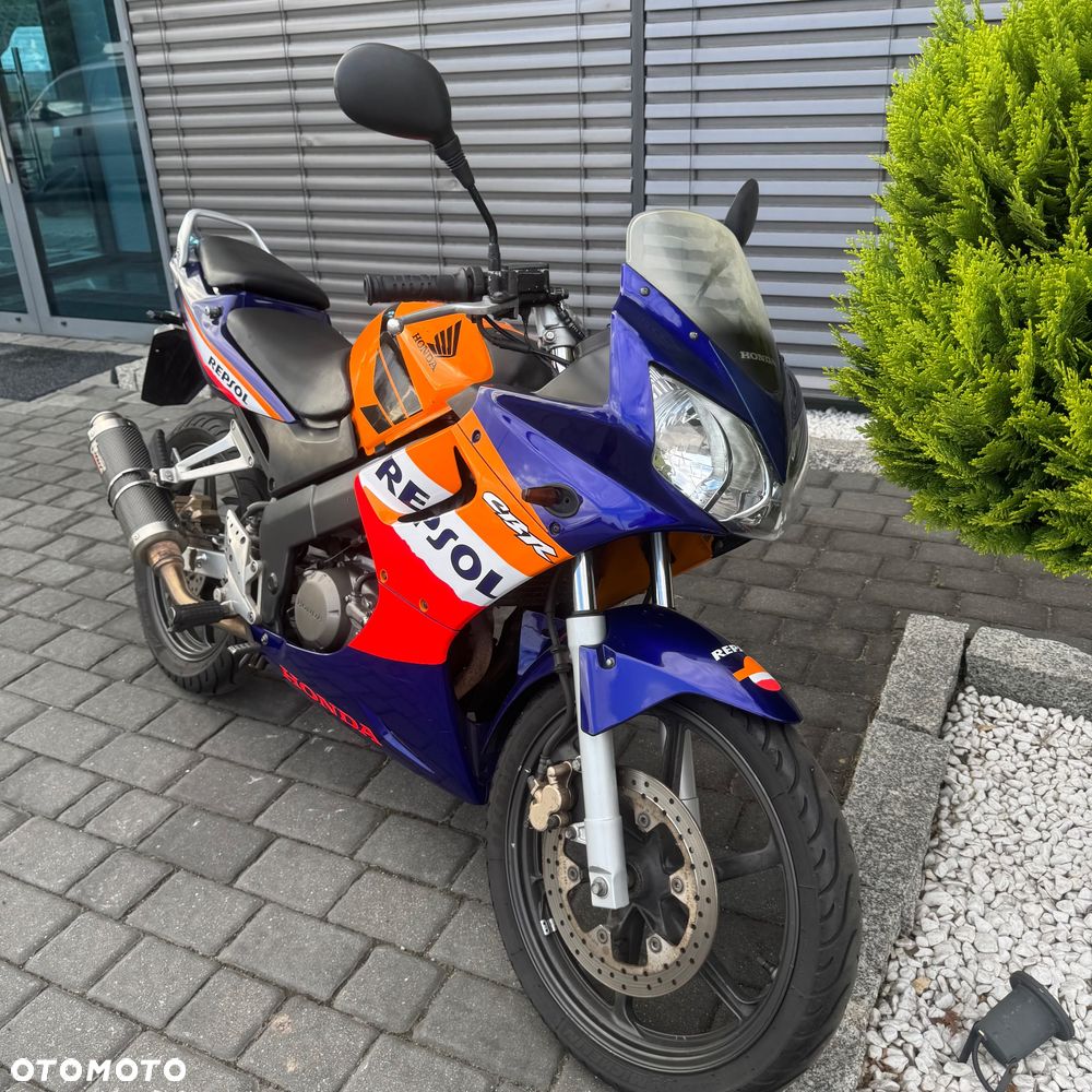 Honda CBR - 3