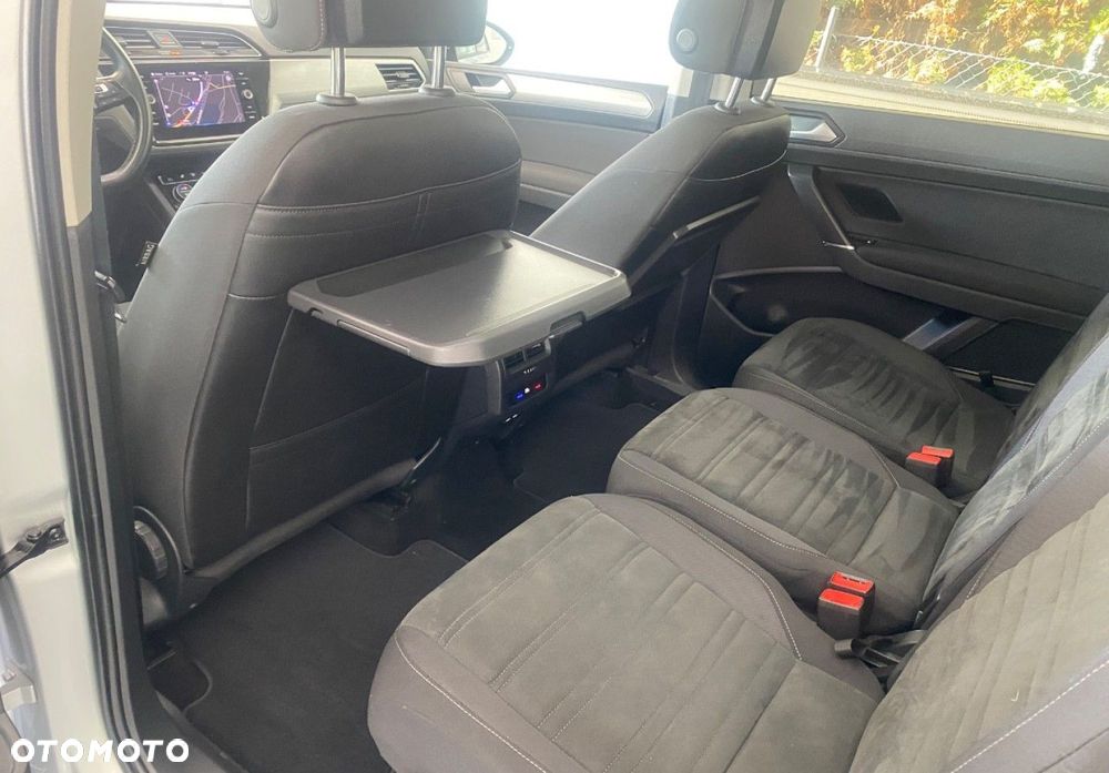 Volkswagen Touran 2.0 TDI SCR Comfortline - 11