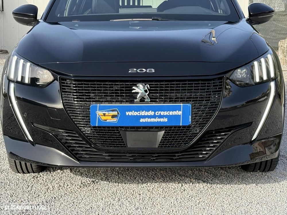 Peugeot e-208 GT - 4