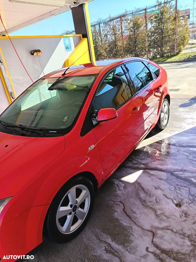 Ford Focus 1.6 TDCi Trend - 16