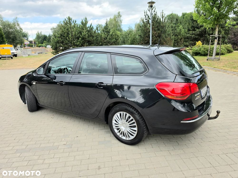 Opel Astra 1.4 Turbo Cosmo - 18