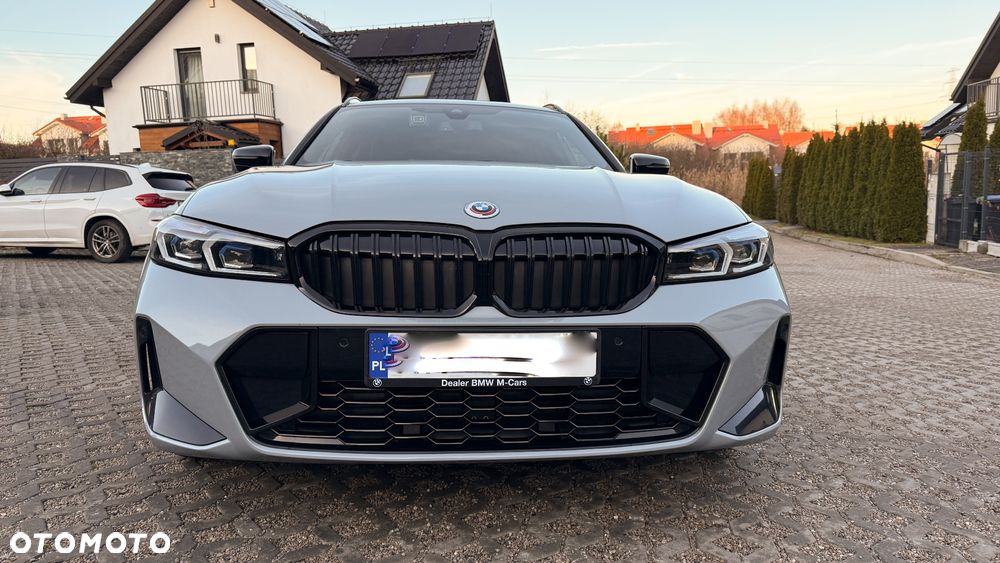 BMW Seria 3 330e xDrive M Sport sport - 9