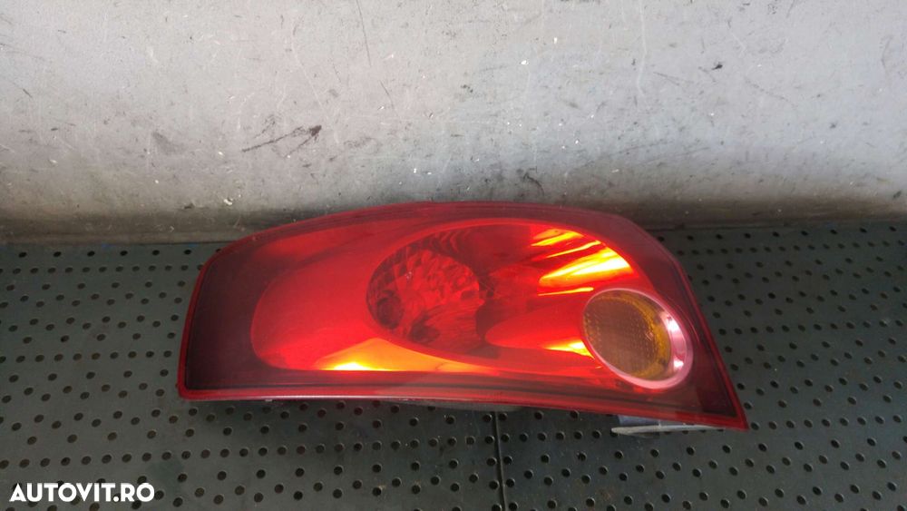 Stop tripla lampa stanga aripa fiat croma 194 27490102 51727250 - 2