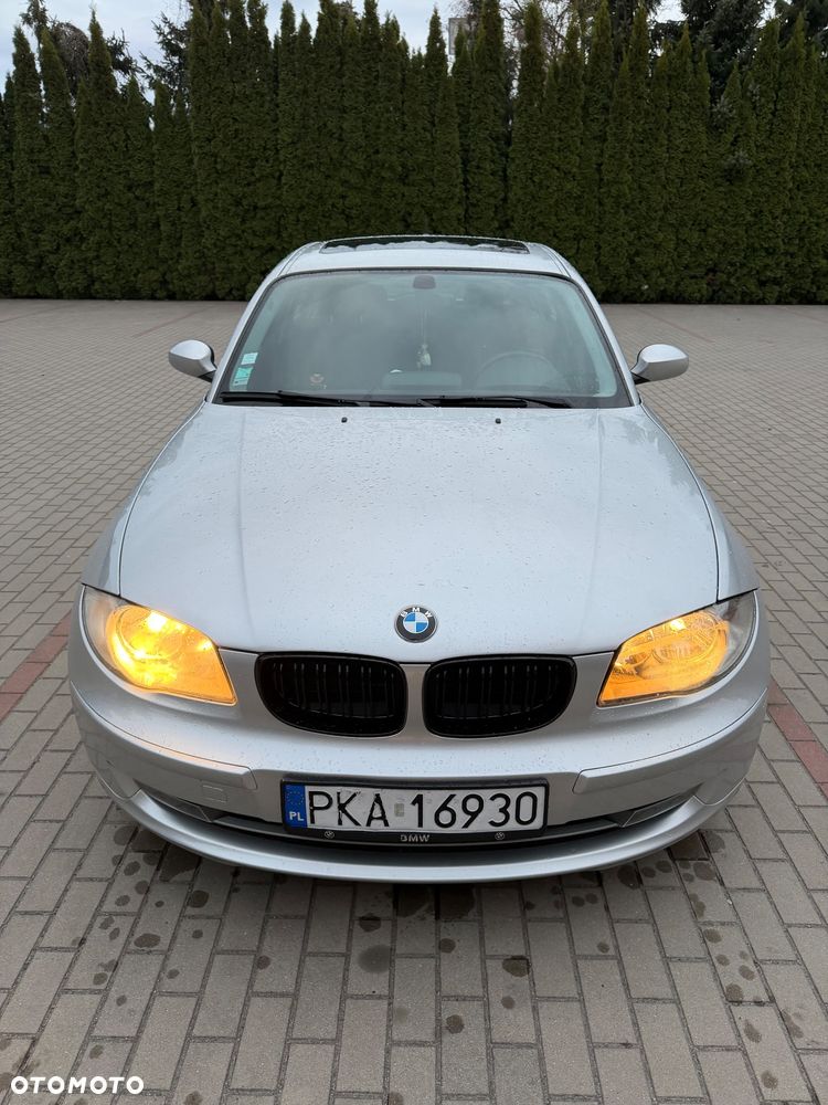 BMW Seria 1 120d DPF - 7