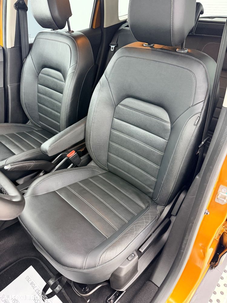 Dacia Duster TCe 100 Essential - 13