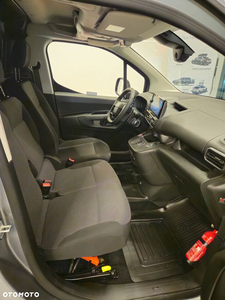 Toyota Proace City - 10