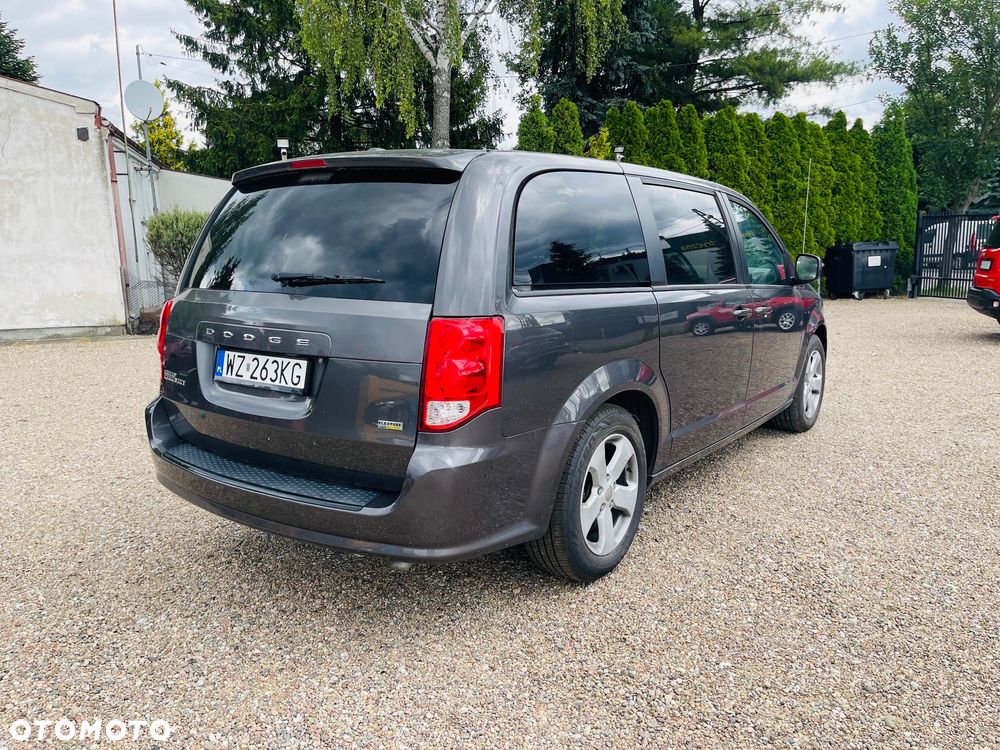 Dodge Grand Caravan 3.6 Express - 22