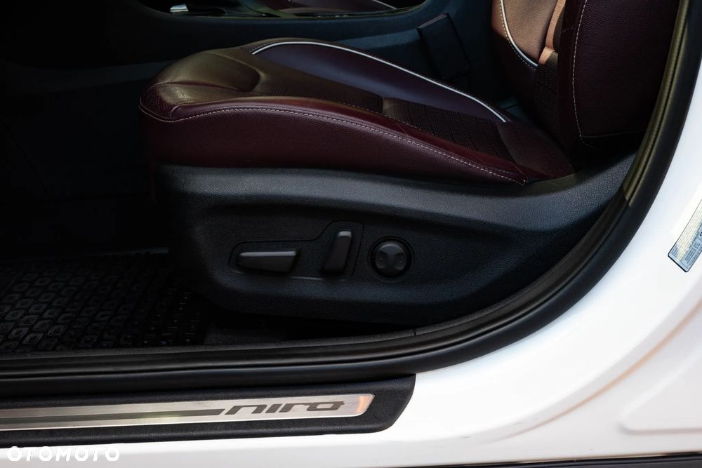 Kia Niro 1.6 GDI Hybrid XL - 28