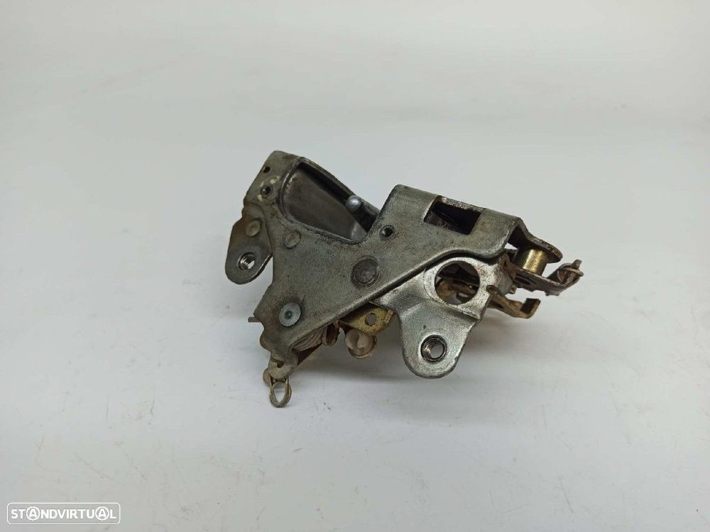 FECHADURA PORTA TRASEIRA DIREITA MERCEDES CLASE E (W123) BERLINA+COUPE D 300 - 5