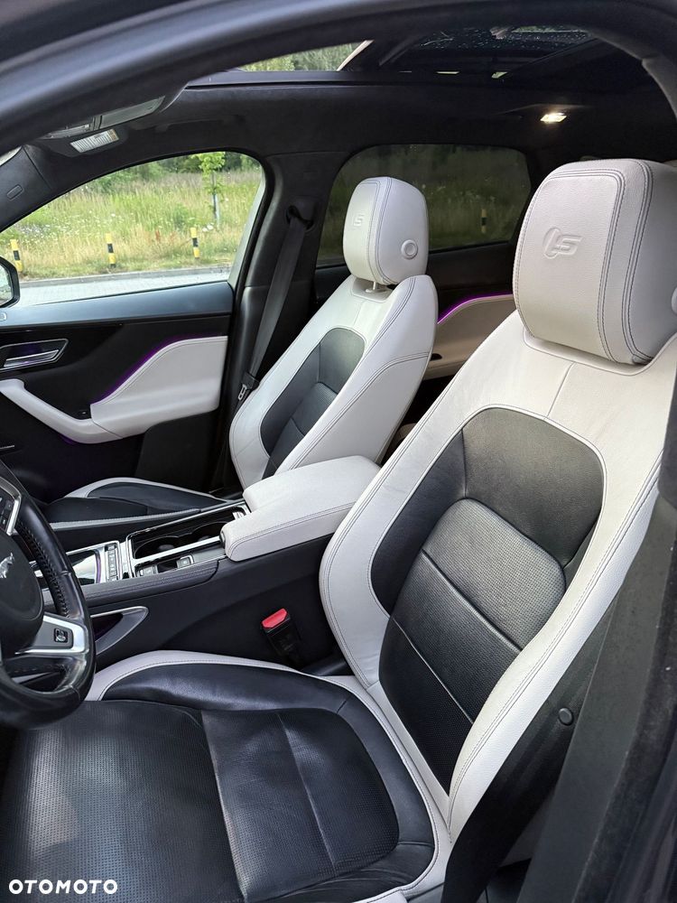 Jaguar F-Pace 3.0 V6 AWD S - 19