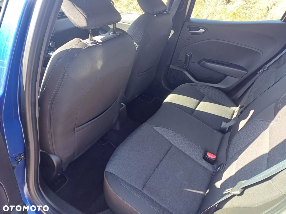 Renault Clio TCe 100 BUSINESS EDITION - 25