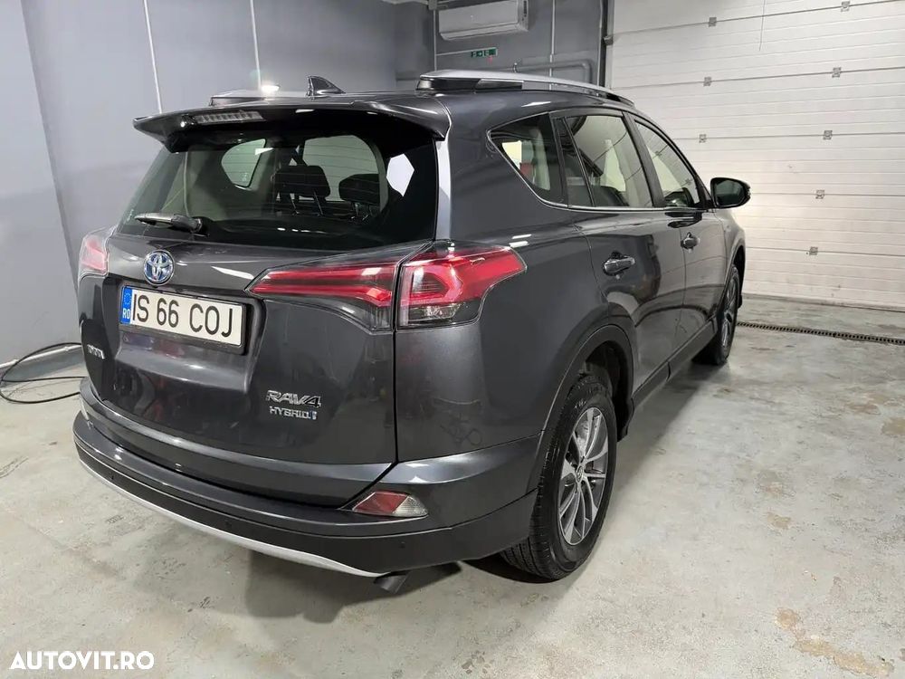 TOYOTA RAV4 2018 — imagine 7