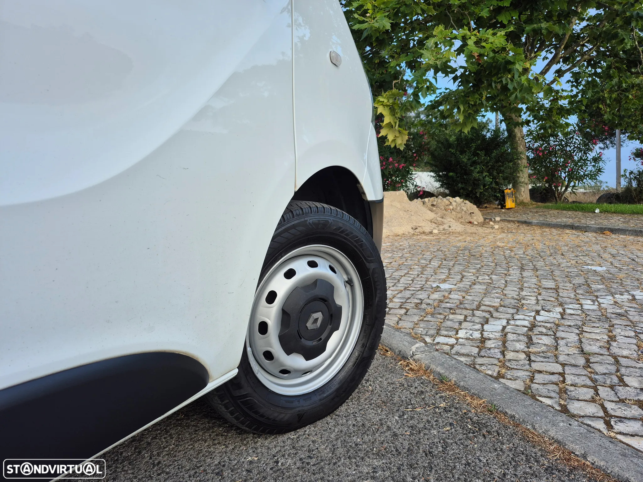 Renault Trafic 1.6 dCi L1H1 1.2T SS - 9