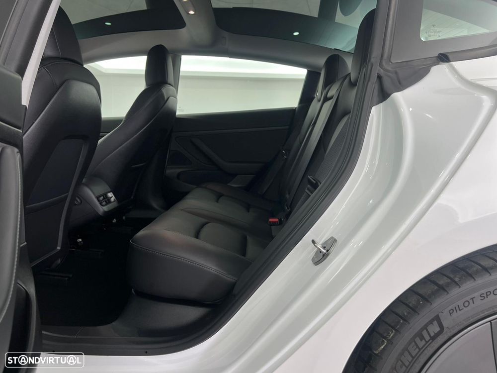 Tesla Model 3 Standard RWD - 9
