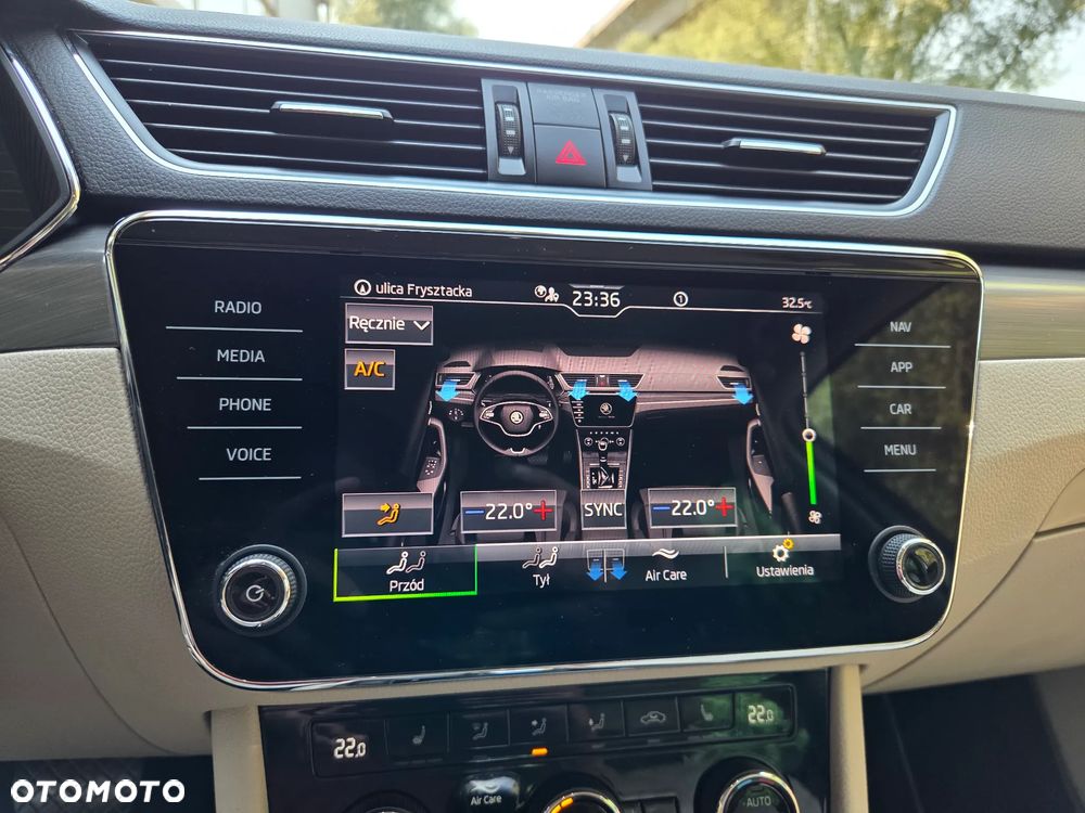 Skoda Superb 2.0 TSI Style DSG - 35