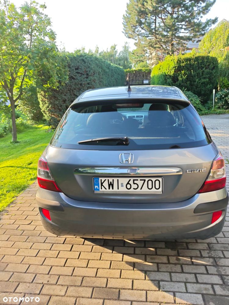 Honda Civic 1.6i ES - 3