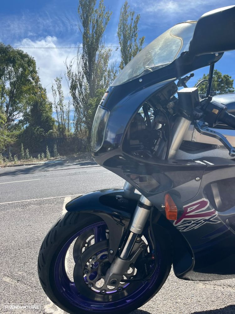 Suzuki GSX-R - 7