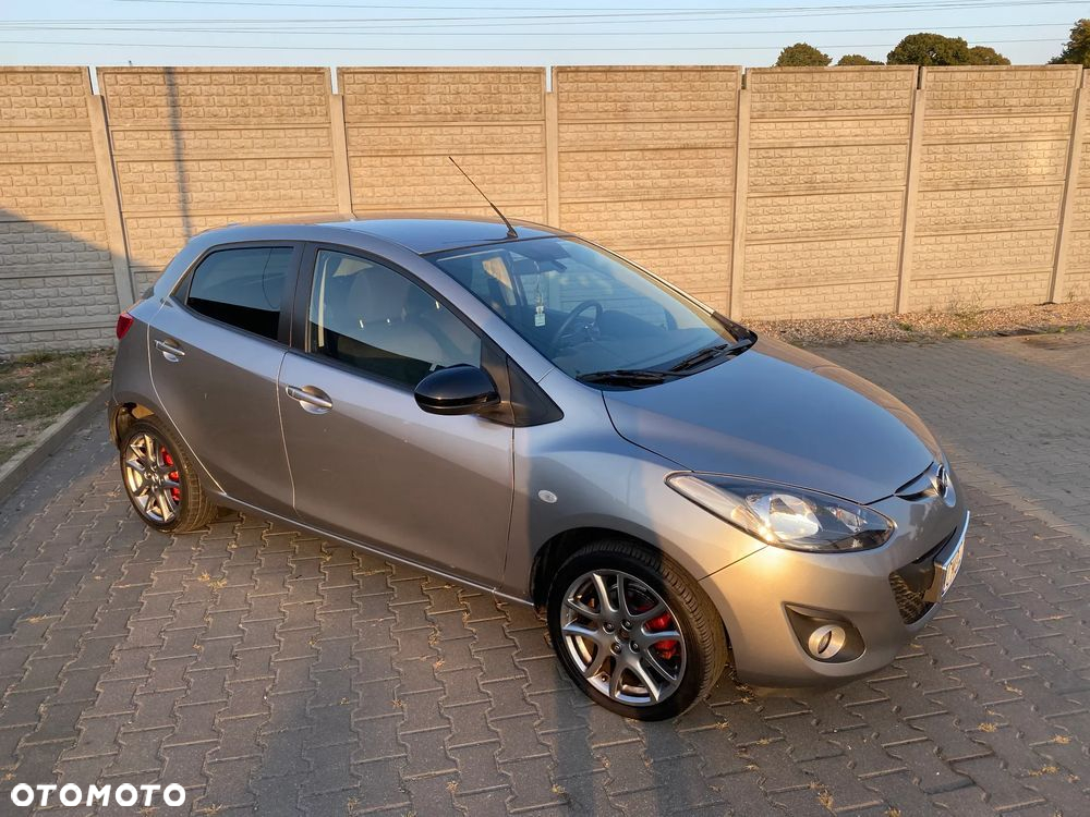 Mazda 2 1.3 Exclusive + - 22