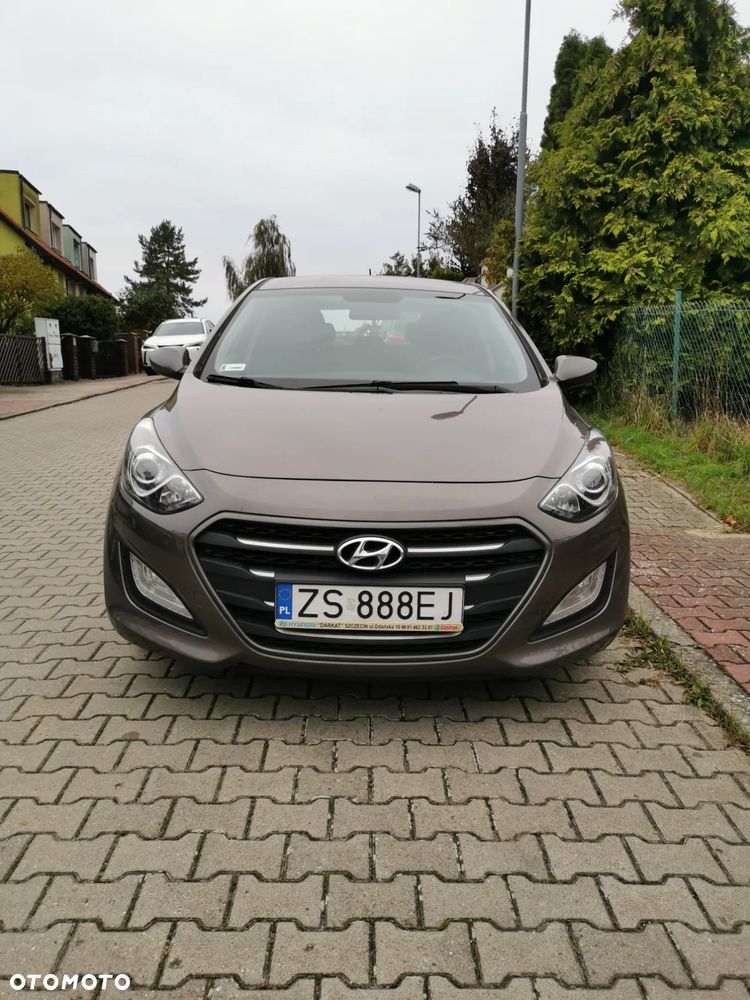 Hyundai i30 1.6 Classic + - 1