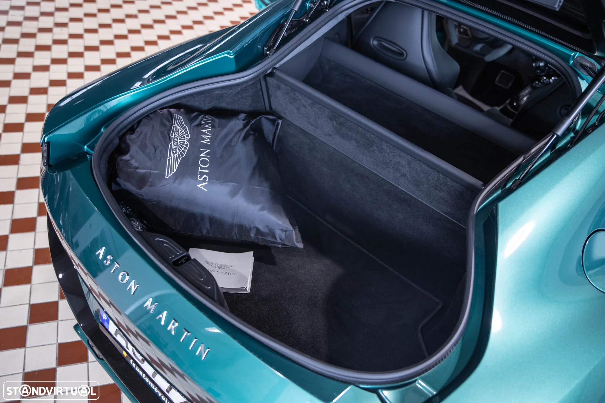 Aston Martin Vantage Coupe V8 F1 Edition - 32