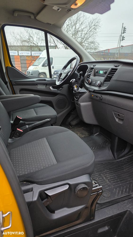 Ford Transit Custom - 9