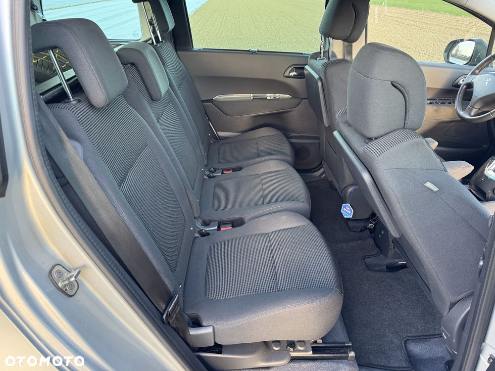 Peugeot 5008 1.6 BlueHDi Style 7os - 7