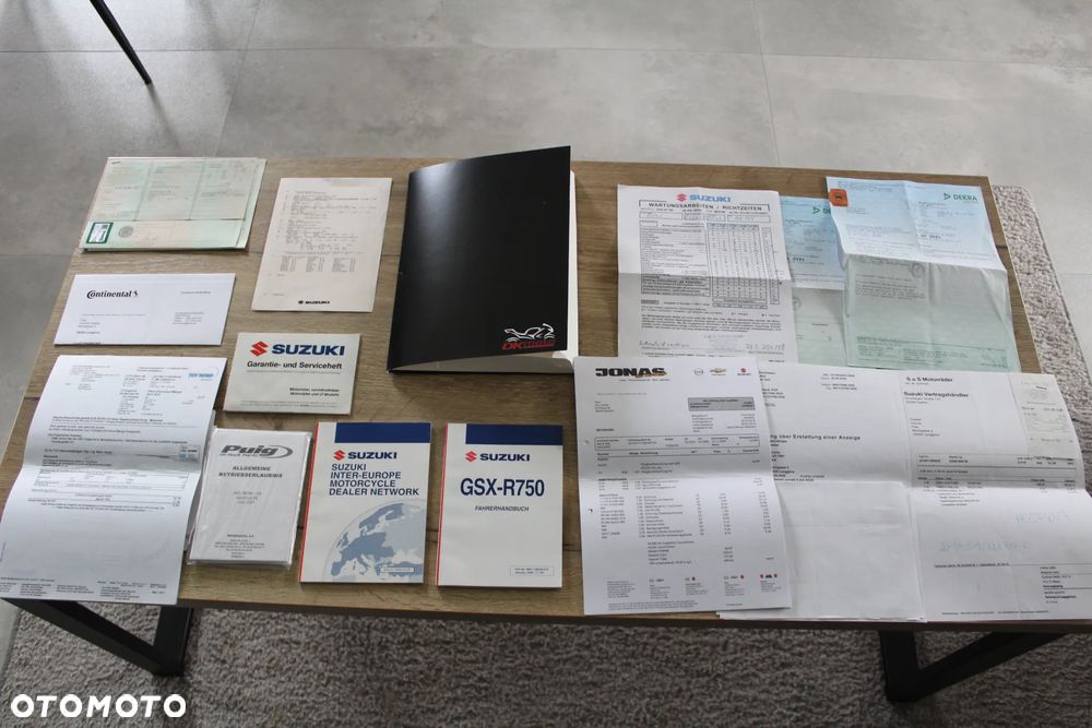 Suzuki GSX-R - 29