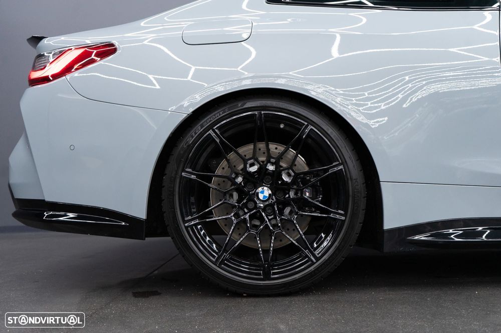 BMW M4 Competition - 13