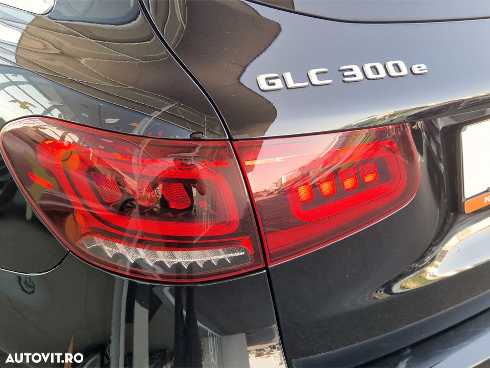 Mercedes-Benz GLC 300 4MATIC - 10