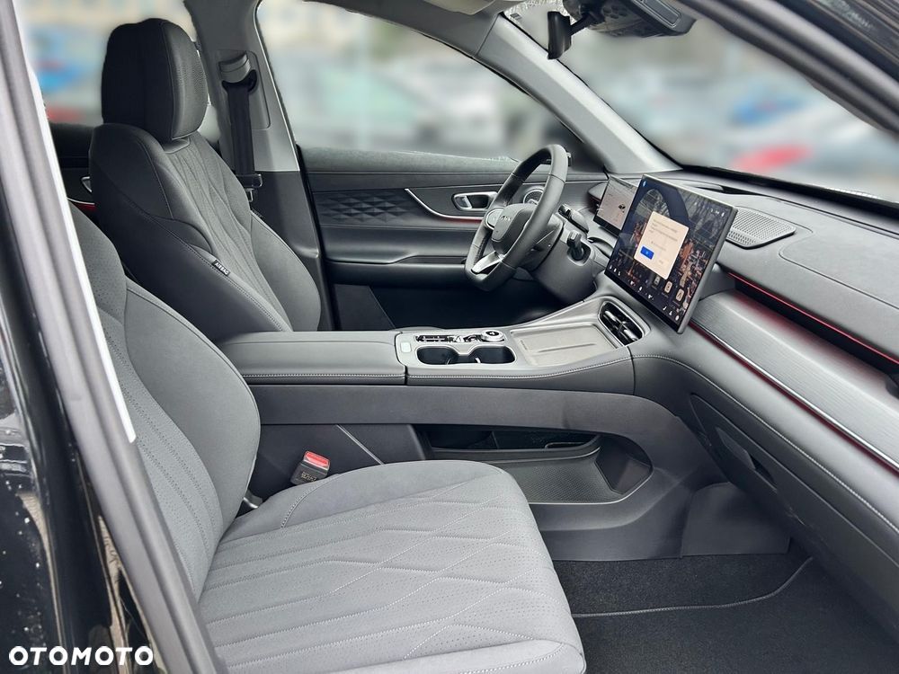 Chery Tiggo 8 1.5 T-GDI Super Hybrid Prestige DCT - 12