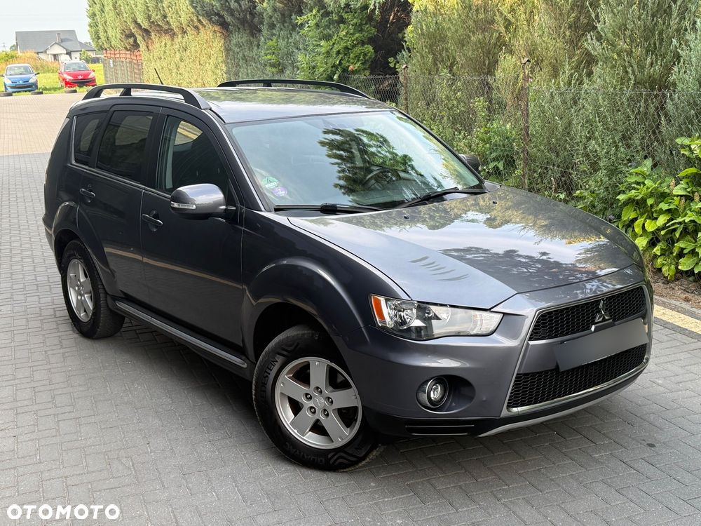 Mitsubishi Outlander 2.0 2WD CVT Invite - 9