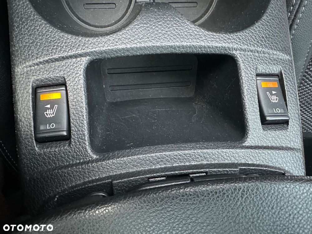 Nissan Qashqai 1.6 DIG-T Tekna - 16