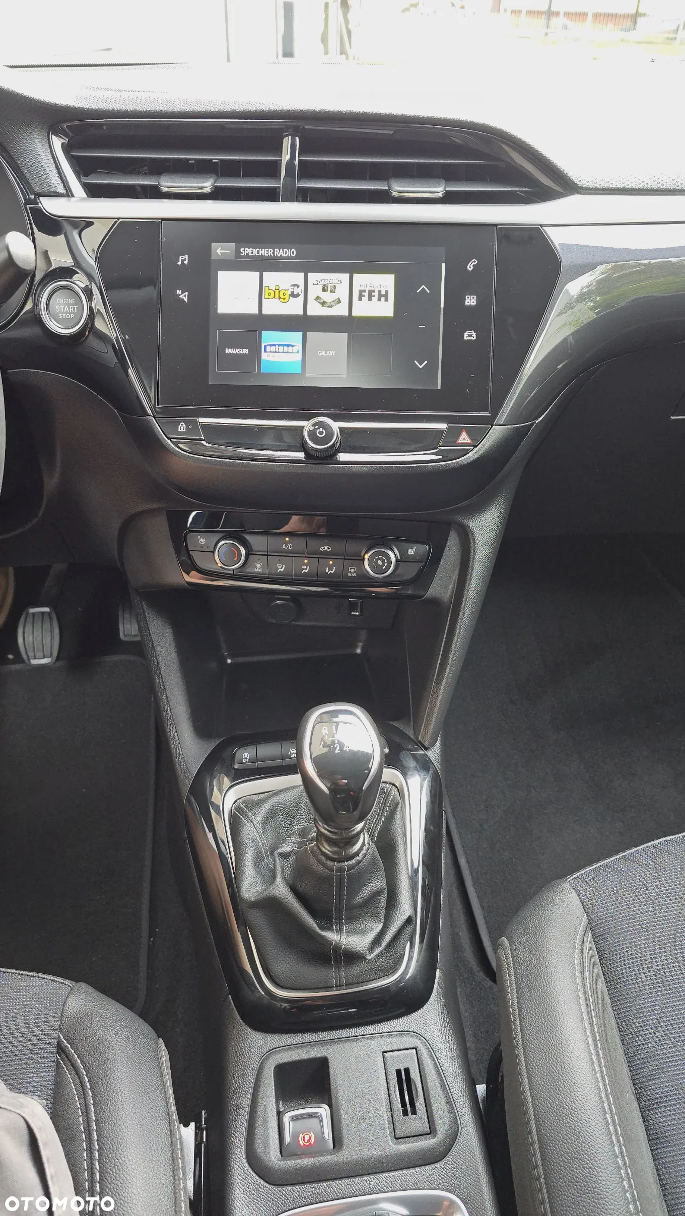 Opel Corsa 1.2 Elegance S&S - 9