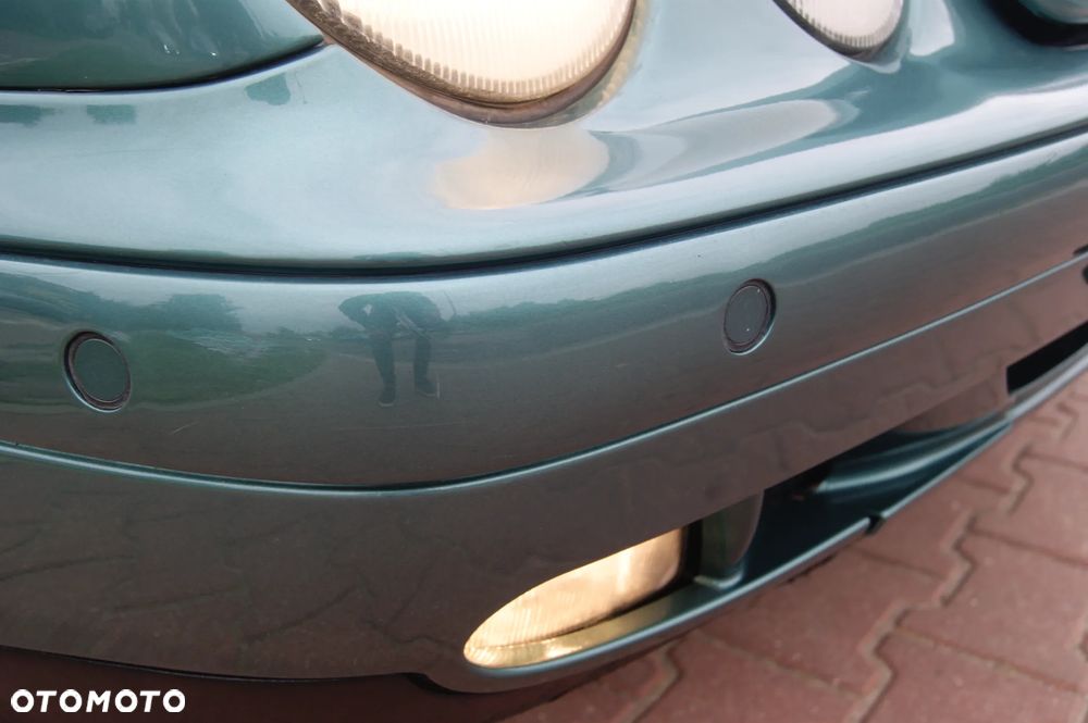 Mercedes-Benz CLK - 10