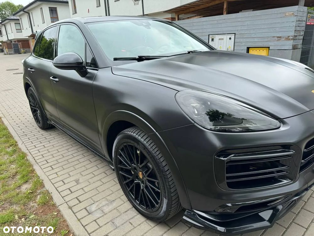 Porsche Cayenne Platinum Edition - 4