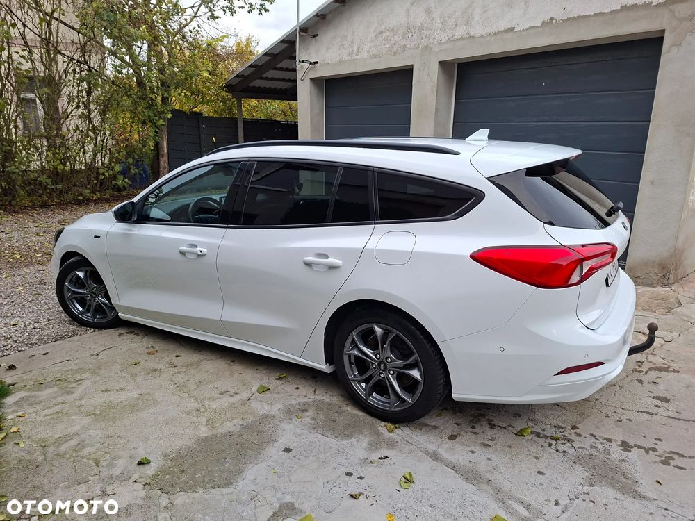 Ford Focus 2.0 EcoBlue ST-Line - 32