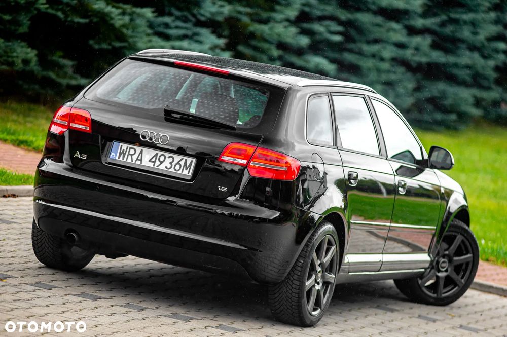 Audi A3 Sportback 1.6 Ambition - 12