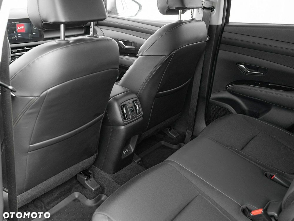 Hyundai Tucson - 24