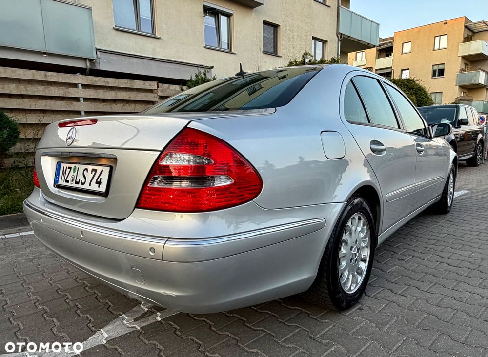 Mercedes-Benz Klasa E 200 Kompressor Elegance - 26