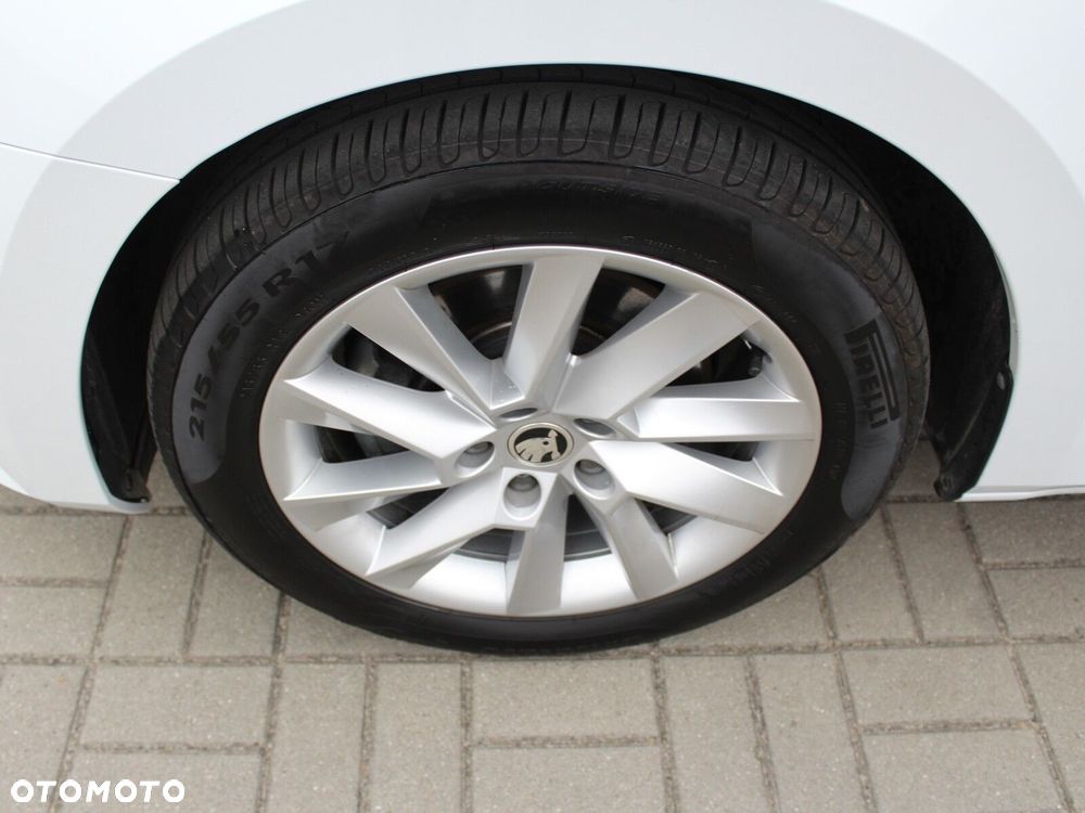 Skoda Superb 2.0 TSI Style DSG - 36