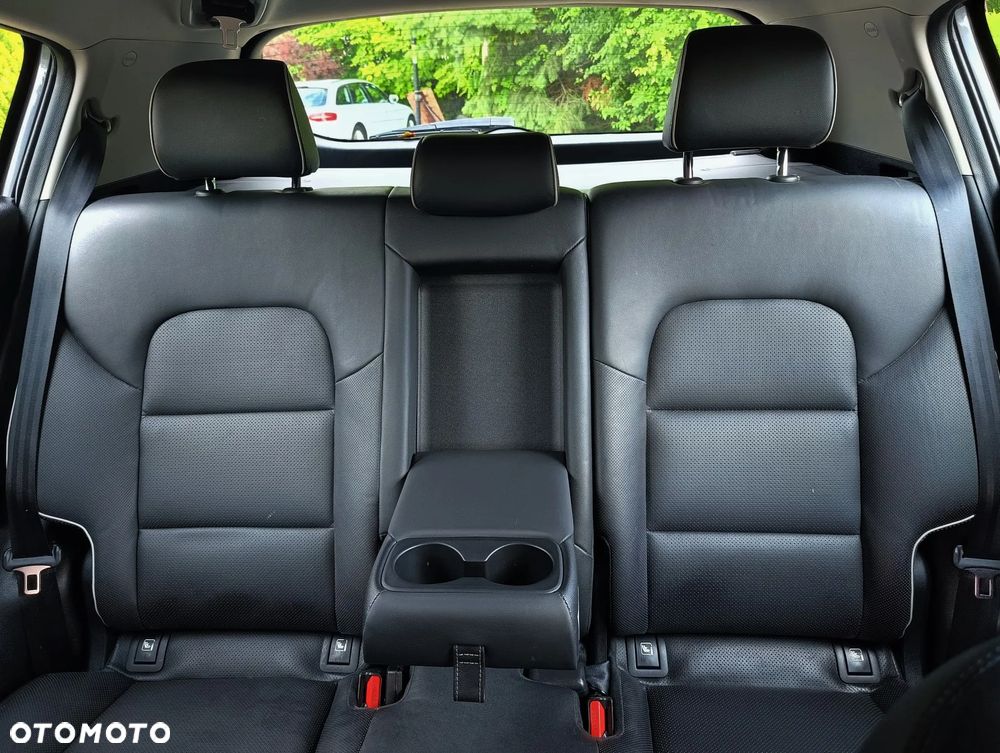 Kia Sportage 2.0 CRDI 2WD Spirit - 12