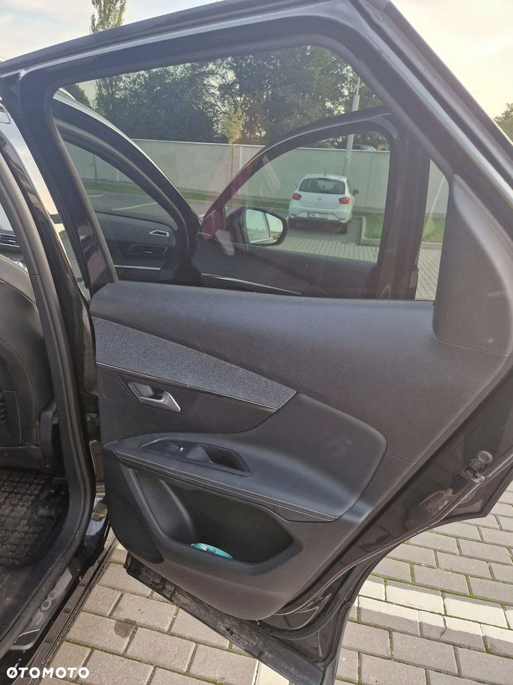 Peugeot 3008 1.6 PureTech GPF GT Line S&S EAT8 - 9