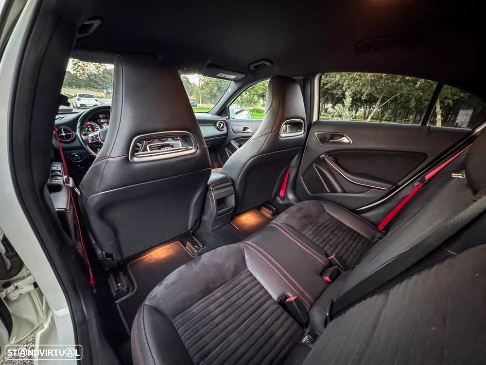 Mercedes-Benz A 45 AMG 4Matic Speedshift 7G-DCT - 19